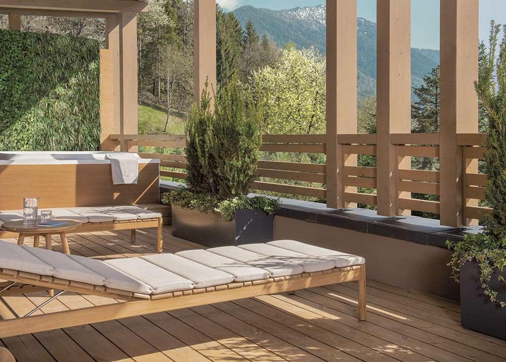 Lefay Resort & Spa Dolomiti Pinzolo Esterno foto Composite wood