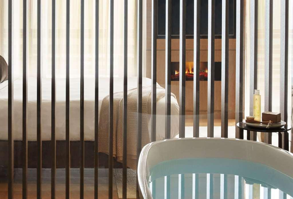 Lefay Resort & Spa Dolomiti Pinzolo Esterno foto The Spa at The Landmark