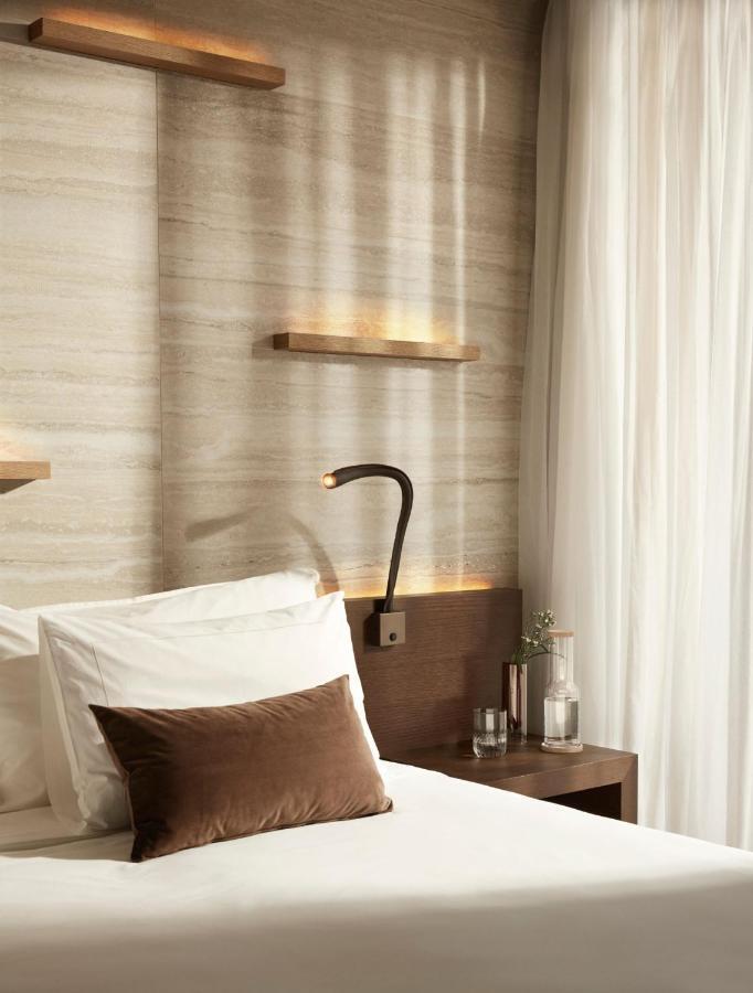 Lefay Resort & Spa Dolomiti Pinzolo Esterno foto Wall mounted reading light